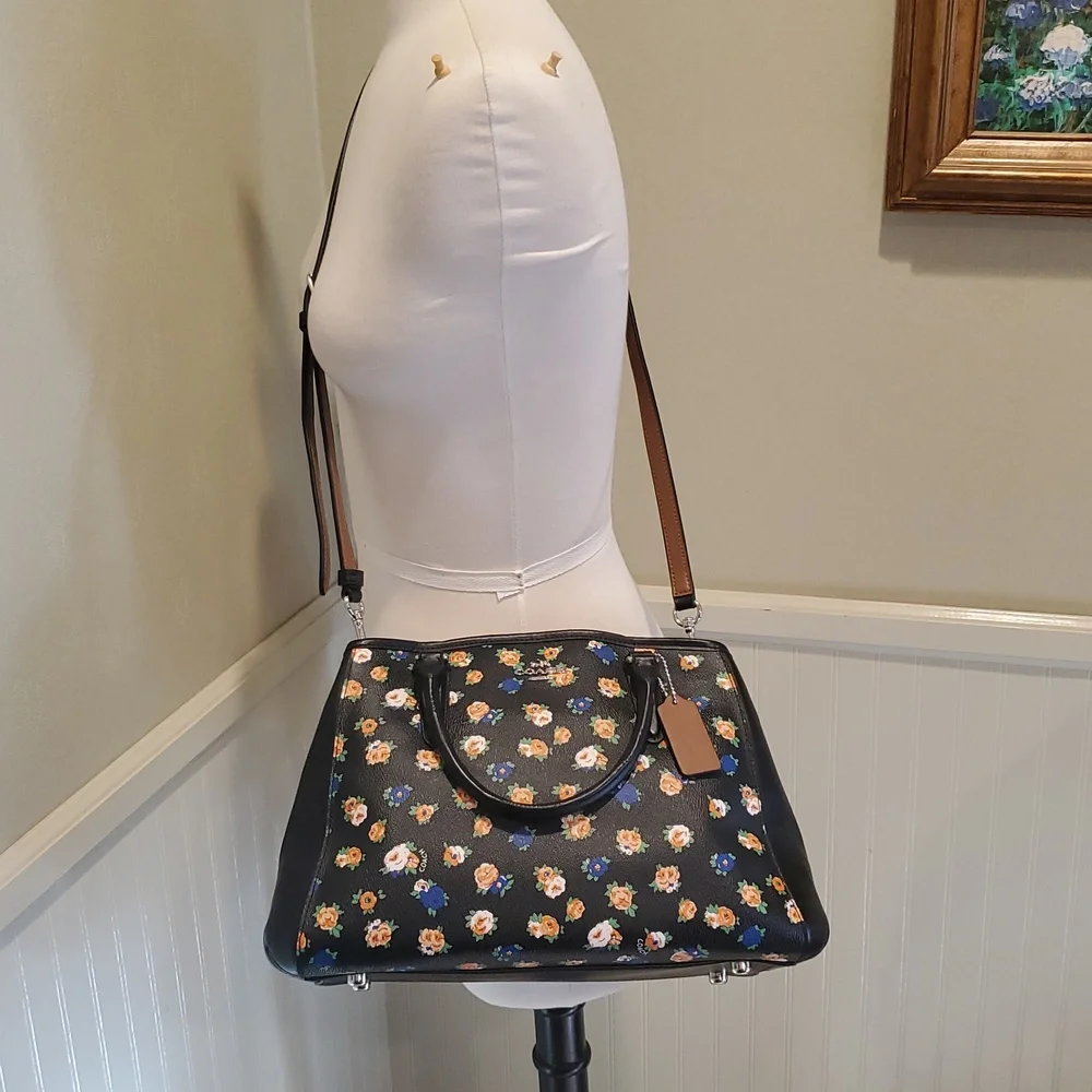 Like NEW Coach Margot Carryall With Rose Print